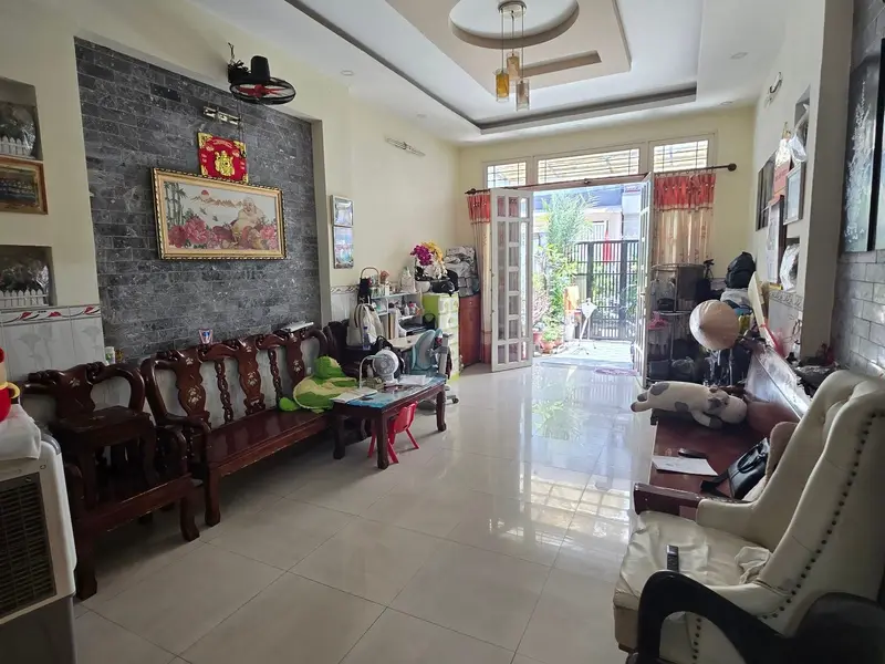 Nhà Bình Tân, hẻm xe hơi, yên tĩnh và tiện nghi... Bán nhà riêng tại Bình Hưng Hòa, Hồ Chí Minh 01
