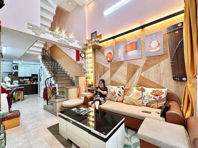 Nhà riêng 5 tầng hướng Nam, thiết kế thông thoáng tại Phường 8, Phú Nhuận... Bán nhà riêng tại Phú Nhuận, Hồ Chí Minh 01