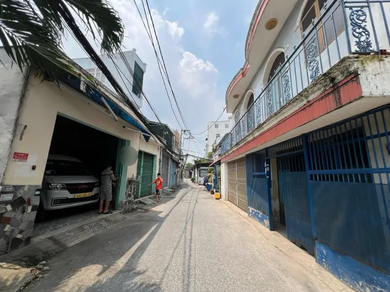 NGANG KHỦNG GẦN 10M PHẠM THẾ HIỂN NHÀ CŨ TIỆN XÂY MỚI NHỈNH 7 TỶ... Bán nhà riêng tại Bình Đông, Hồ Chí Minh 01