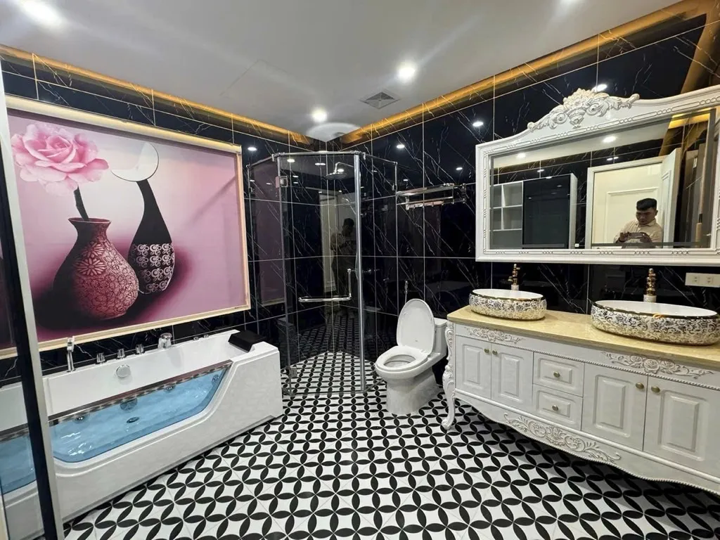Nhà Phân Lô Gara Thang Máy gần sân Gold Đẳng Cấp Tại Long,Biên - Ở ngay... Bán nhà riêng tại Phúc Lợi, Hà Nội 01
