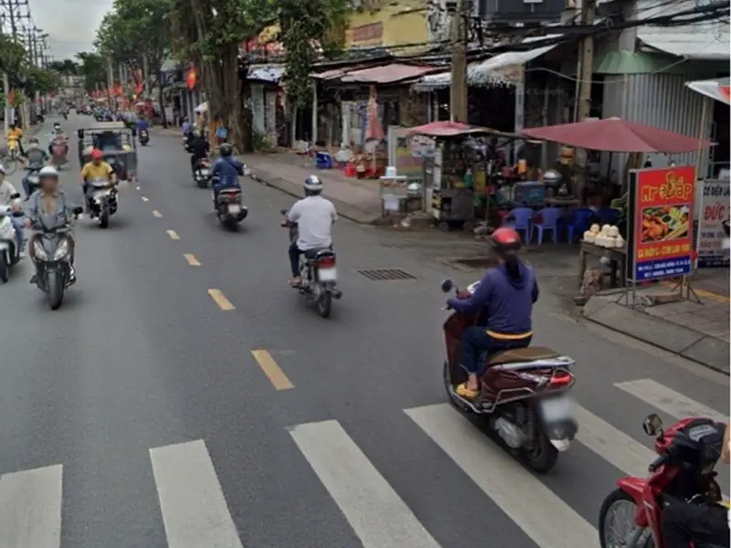 Nhà 2 tầng nở hậu, gần hẻm ô tô, sổ hồng riêng tại Quận 6... Bán nhà riêng tại Phú Lâm, Hồ Chí Minh 01