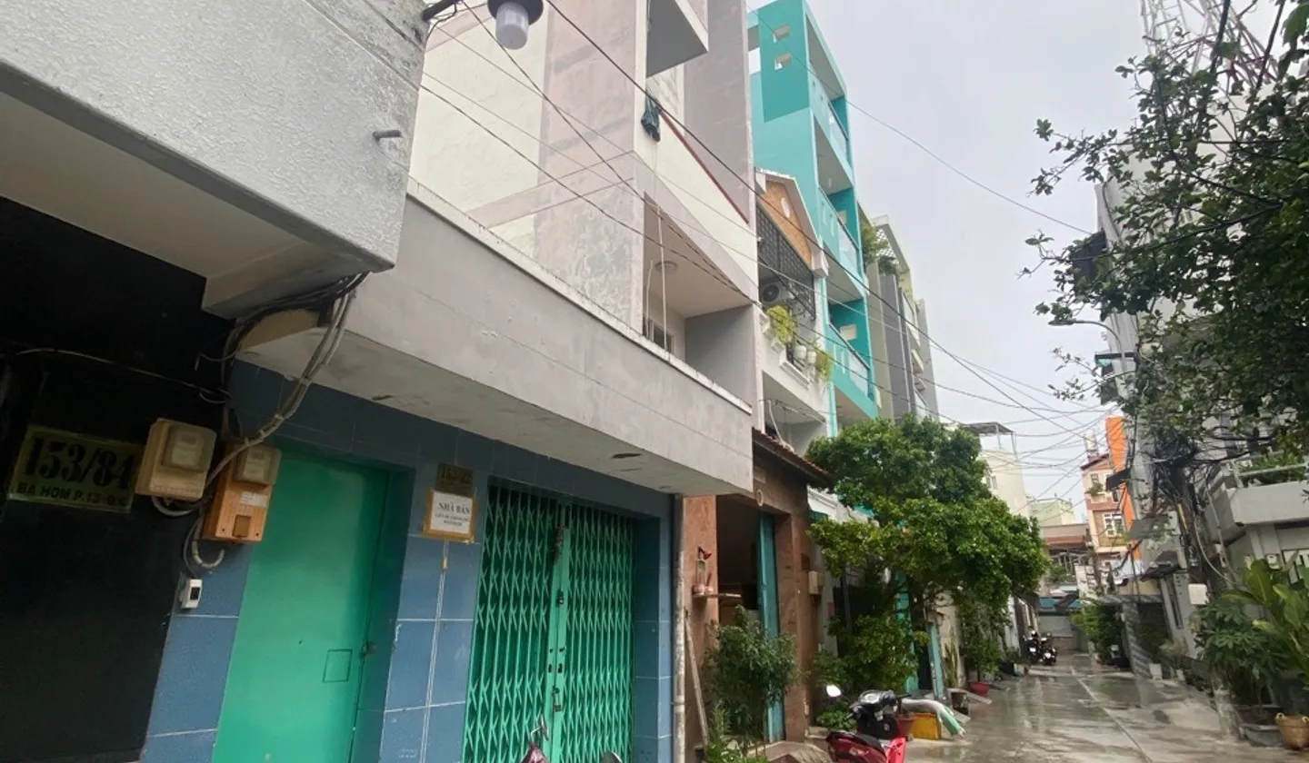 Bán nhà cấp 4 hướng Đông, 3PN, 3WC tại Phú Lâm, TP.HCM... Bán nhà riêng tại Phú Lâm, Hồ Chí Minh 01