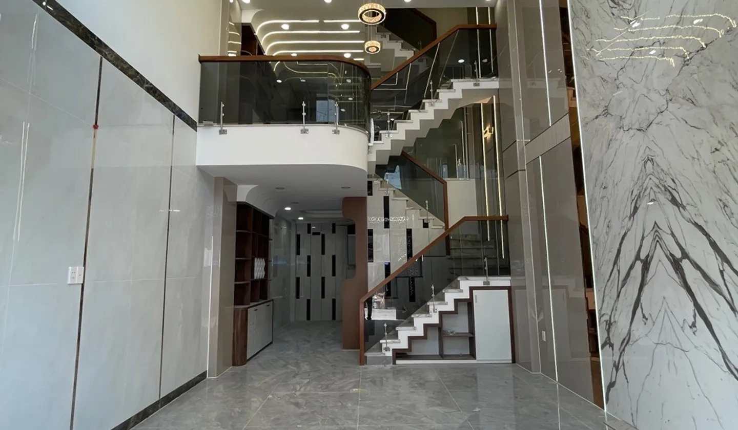 Cơ hội sở hữu nhà 5 tầng hiện đại giá tốt tại Bình Tân... Bán nhà riêng tại Bình Trị Đông, Hồ Chí Minh 01