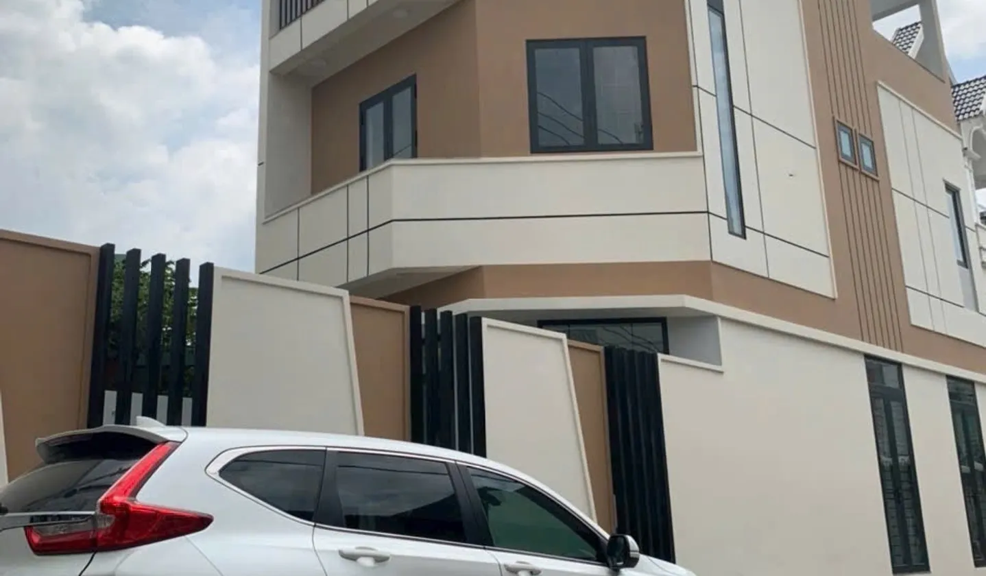 Nhà mặt phố 3 tầng 105m2 phường Long Trường, giá 6.6 tỷ... Bán nhà mặt phố tại Long Trường, Hồ Chí Minh 01