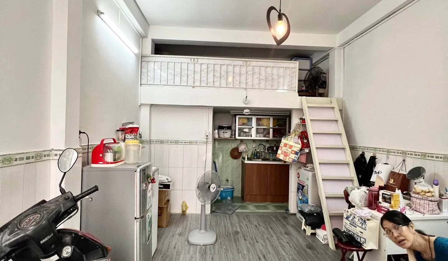 Nhà 2 Tầng Hồ Bá Kiện - Vị Trí Vàng, Sống Trọn Yên Bình... Bán nhà riêng tại Hòa Hưng, Hồ Chí Minh 01