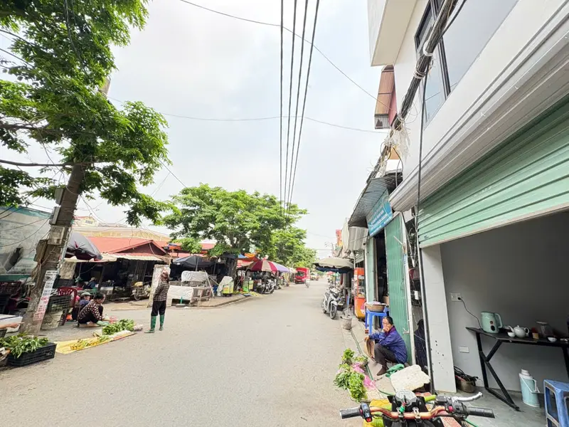 TRỤC KINH DOANH BẤT CHẤP MỌI MẶT HÀNG-NGAY ĐƯỜNG GOM TAY CAO TỐC-GẦN KCN THĂNG LONG-CẦU THĂNG LONG... Bán đất tại Thiên Lộc, Hà Nội 01