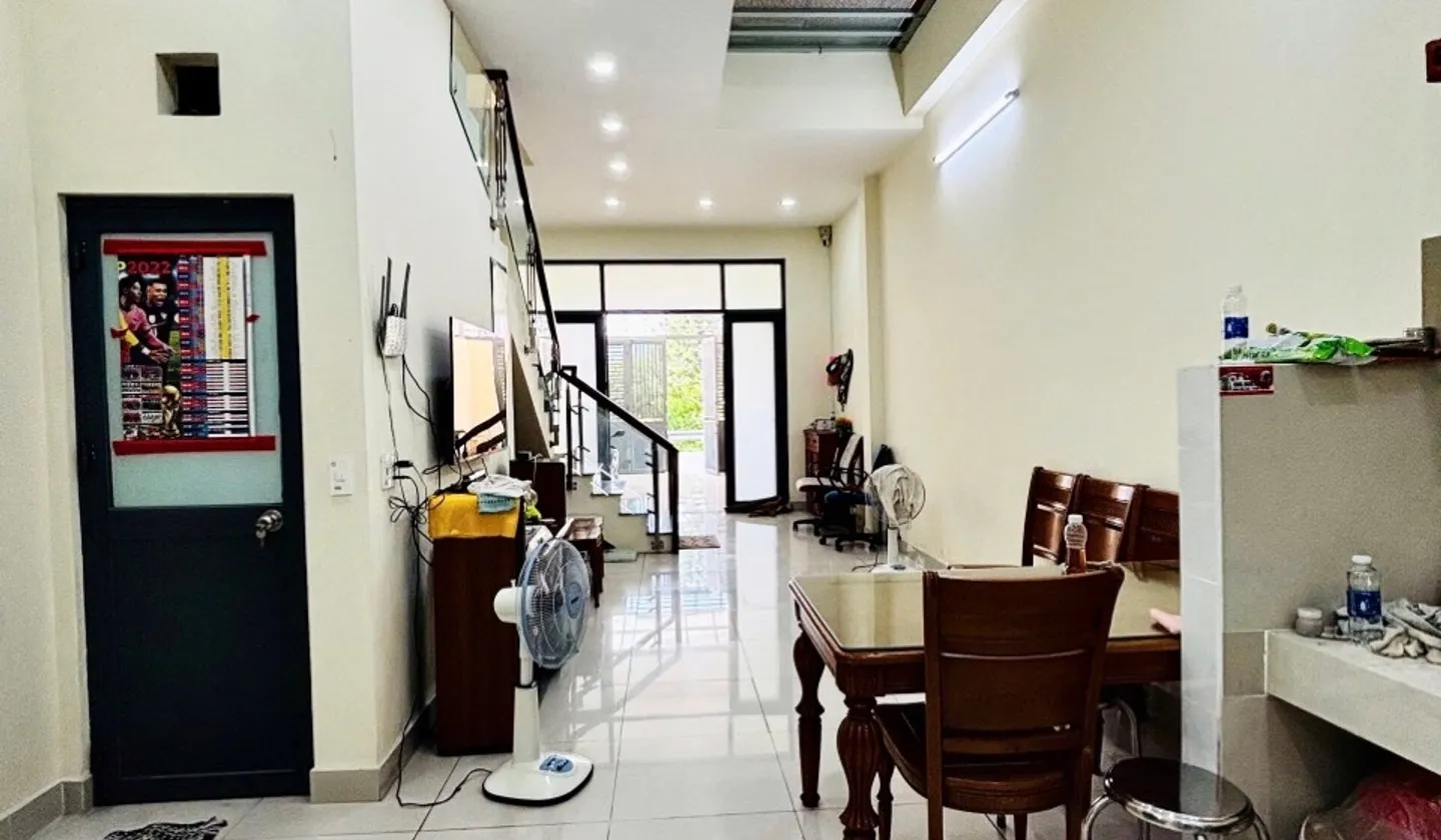 Nhà mặt phố 2 tầng diện tích 111 m2 tại Bình Lợi, giá 4.4 tỷ... Bán nhà mặt phố tại Bình Lợi, Hồ Chí Minh 01