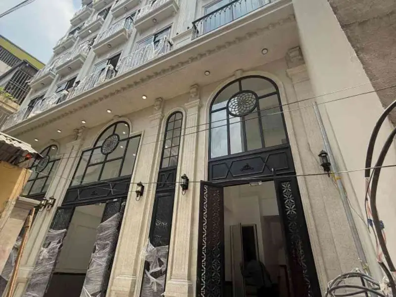 - Trương Định, 10 phòng khép kín, thang máy, ô tô vào nhà... Bán nhà riêng tại Hoàng Mai, Hà Nội 01
