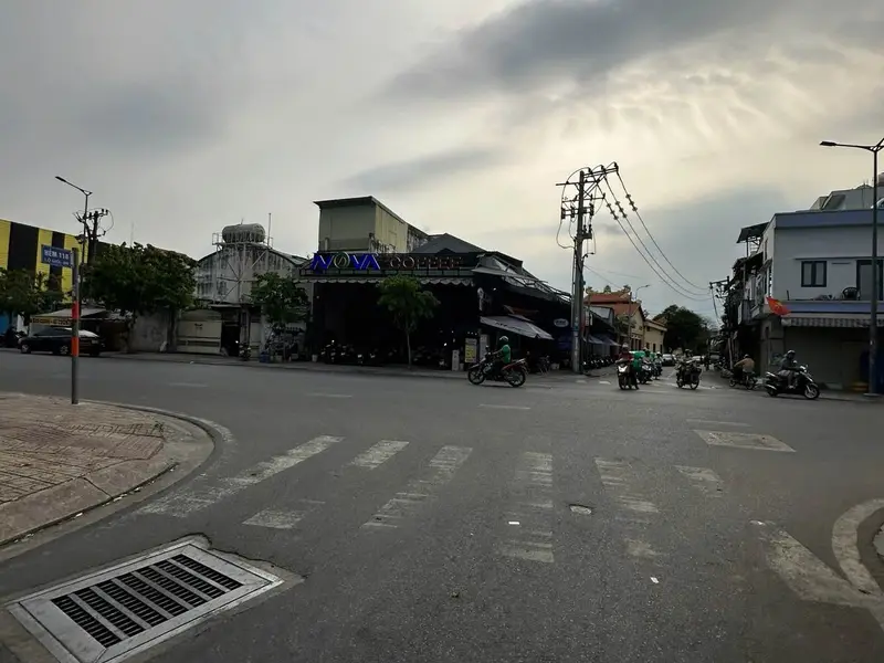 ​Nhà 5 tầng Tô Hiệu Tân Phú 4.5x20m vị trí kinh doanh đỉnh gần Lũy Bán Bích... Bán nhà riêng tại Tân Phú, Hồ Chí Minh 01