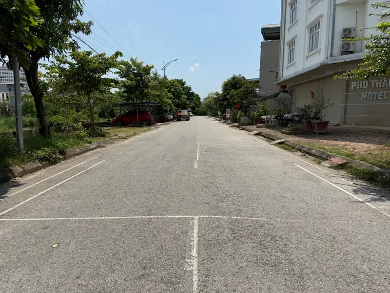 Khách sạn siêu hot tại Nam Ga Hạ Long - Cơ hội sinh lời tuyệt vời... Bán bất động sản khác tại Việt Hưng, Quảng Ninh 01