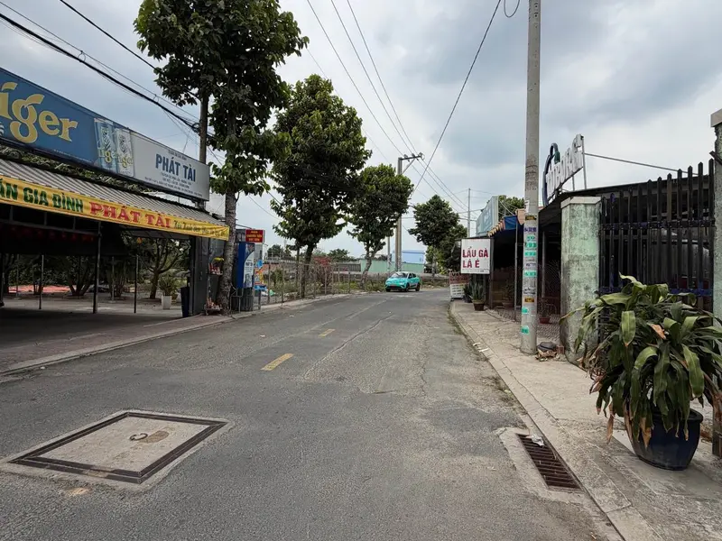 Bán nhà mặt phố tại xã Xuân Thới Thượng, Hóc Môn, mặt tiền 4m, diện tích 166m2... Bán nhà mặt phố tại Bà Điểm, Hồ Chí Minh 01