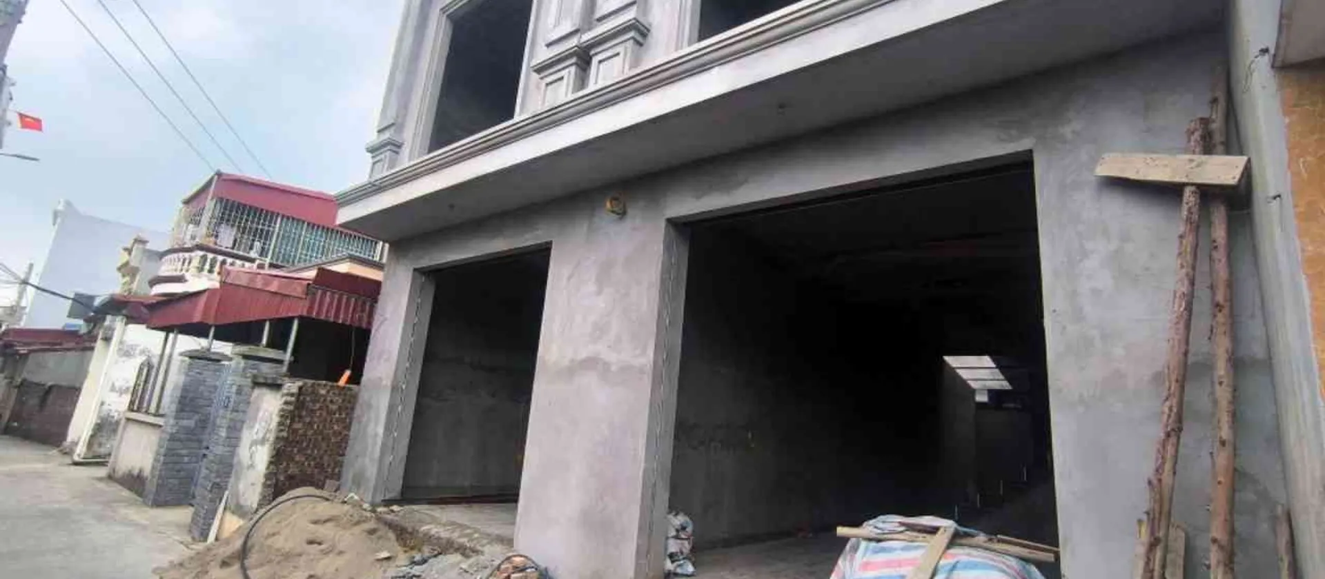 Nhà 3 tầng thiết kế tân cổ điển tại khu vực Hạ Đoạn 2, quận Cầu Giấy... Bán nhà riêng tại Đông Hải, Hải Phòng 01