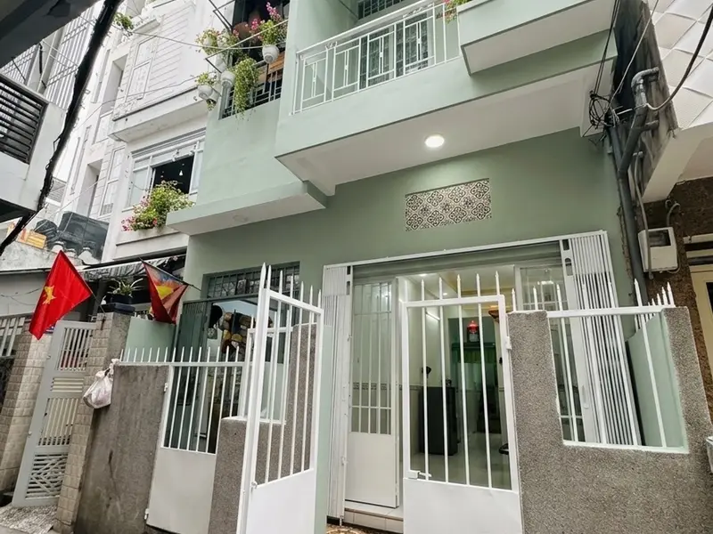 Nhà 2 tầng 3 phòng ngủ tại Lê Hồng Phong, quận 5, giá 7 tỷ đồng... Bán nhà riêng tại Chợ Quán, Hồ Chí Minh 01