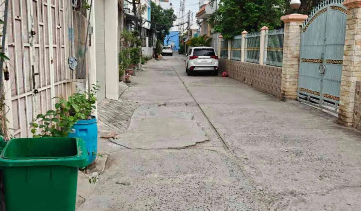 Bán nhà mặt phố tại Bình Tân, diện tích 114.5m², 3 tầng, pháp lý có sổ riêng... Bán nhà mặt phố tại An Lạc, Hồ Chí Minh 01