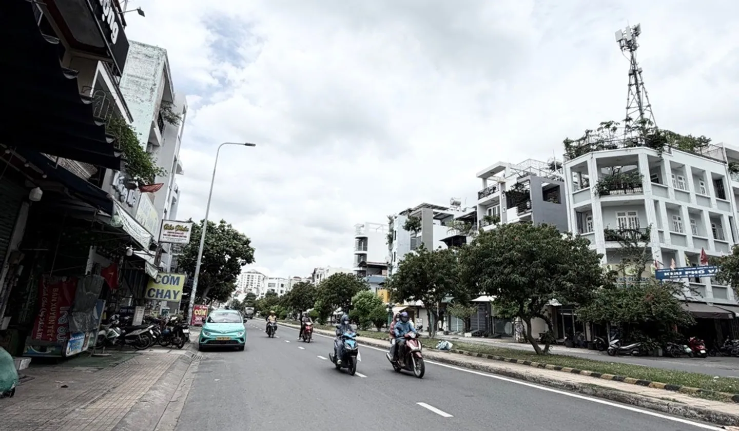 Nhà phố 2 tầng ngay Lê Thúc Hoạch, giá shock chỉ 5,65 tỷ... Bán nhà mặt phố tại Phú Thọ Hòa, Hồ Chí Minh 01