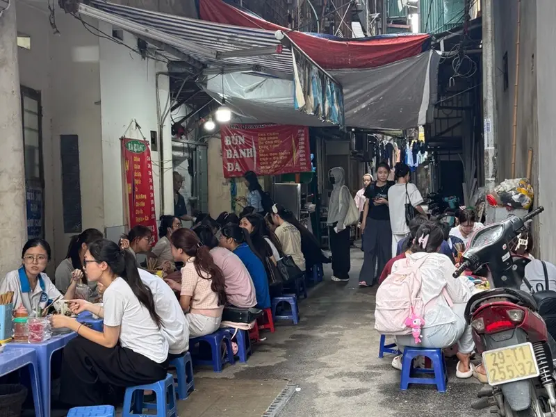 Bán căn hộ tập thể 2 tầng tại Cầu Giấy, diện tích sử dụng 46m², pháp lý cơ sở... Bán căn hộ chung cư tại Nghĩa Đô, Hà Nội 01