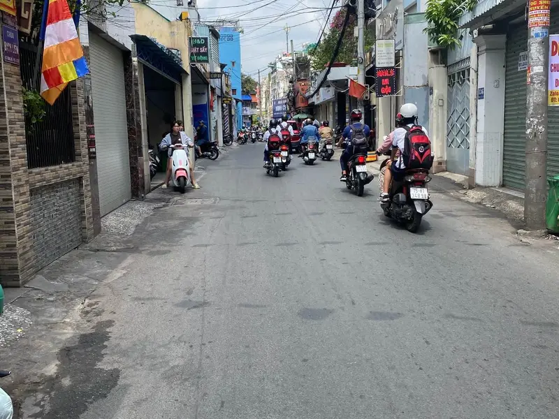 Bán nhà mặt phố tại khu vực sầm uất gần đường Lạc Long Quân, kinh doanh đa ngành... Bán nhà mặt phố tại Tân Hòa, Hồ Chí Minh 01