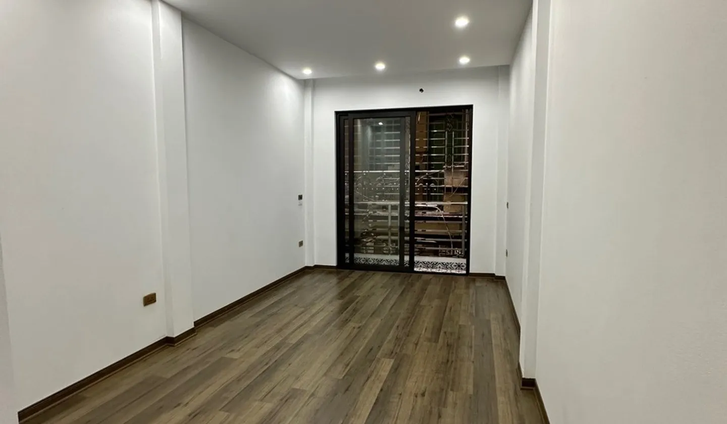 Nhà đẹp 6 tầng Hoàng Văn Thái, giá cả cạnh tranh, nhà mới, sát mặt phố, 12.8 tỷ... Bán nhà riêng tại Phương Liệt, Hà Nội 01