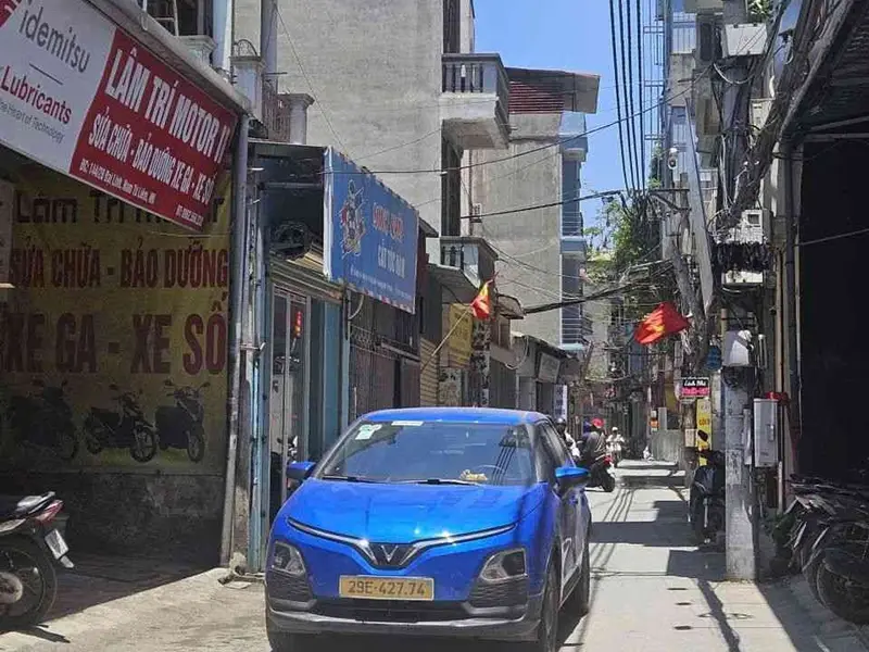 Bán nhà mặt phố tại Đại Linh, 3 tầng, 4 phòng ngủ, giá 13,6 tỷ... Bán nhà mặt phố tại Đại Mỗ, Hà Nội 01
