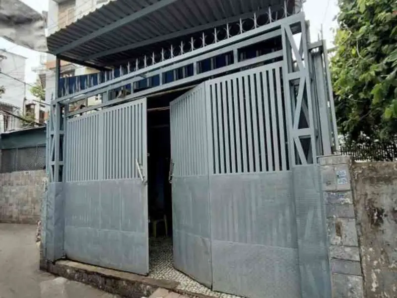 Bán nhà tặng đất, gần 60m2 nhà cũ tiện xây mới, ngang 4m nở 4.1m. Bình Thạnh giáp q1... Bán nhà riêng tại Thạnh Mỹ Tây, Hồ Chí Minh 01