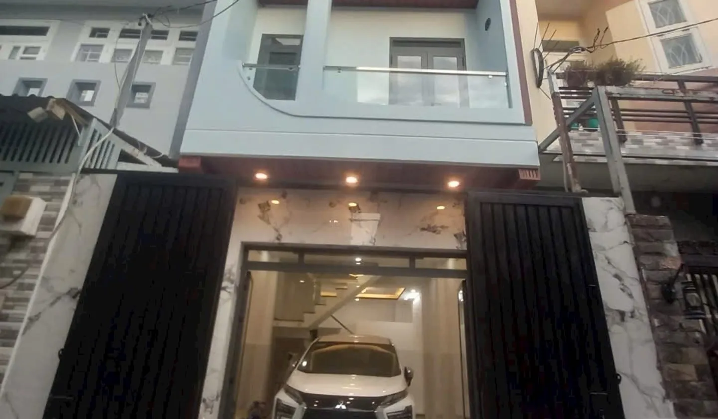 Nhà 4 tầng hiện đại tại Tân Sơn Nhì, tiện nghi chuẩn 5 sao... Bán nhà riêng tại Tân Sơn Nhì, Hồ Chí Minh 01