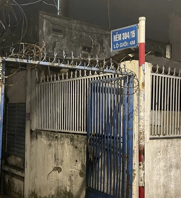 Nhà Cấp 4 đã cũ khách mua đập xây lại hẻm ba gác khu an ninh tiếp giáp Tân Bình,  hẻm cụt cuối hẻm... Bán nhà riêng tại Bình Hưng Hòa, Hồ Chí Minh 01