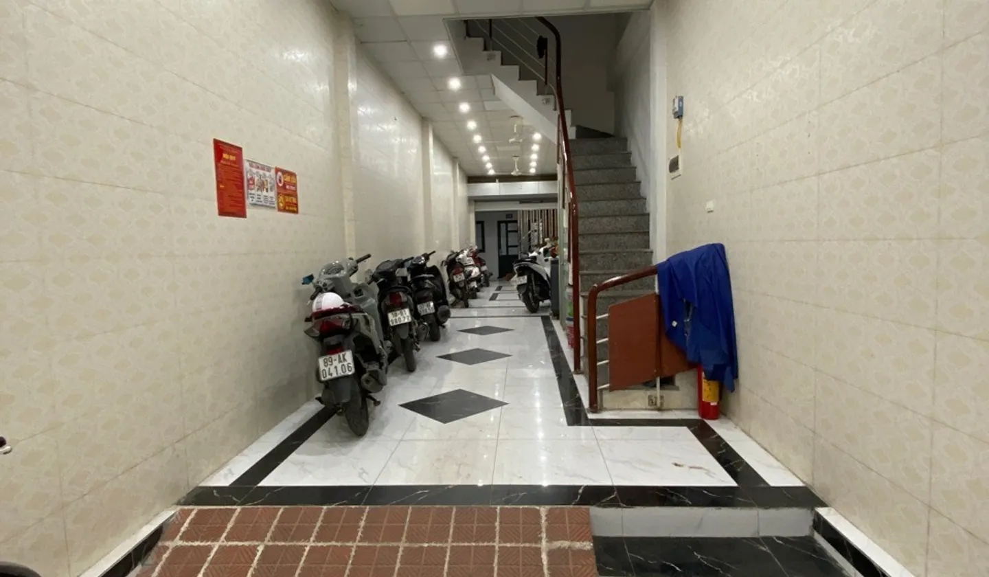 Cơ hội sở hữu nhà mặt phố Giáp Bát 13 phòng, thu nhập 60 triệu/tháng... Bán nhà mặt phố tại Hoàng Mai, Hà Nội 01