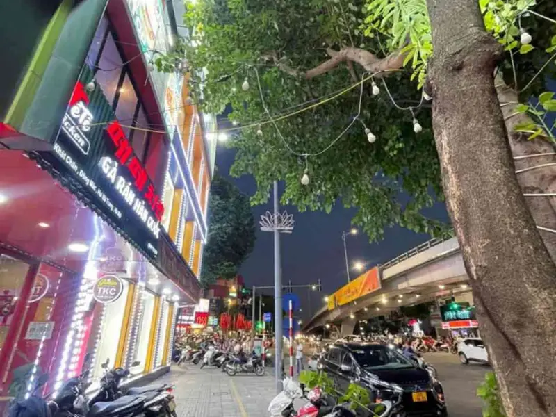Nhà mặt phố kinh doanh sầm uất, gần ngã tư Lò Đúc Trần Khát Chân... Bán nhà mặt phố tại Hai Bà Trưng, Hà Nội 01