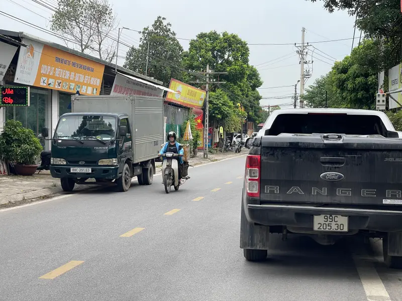 Chủ cần bán gấp nhà cấp 4 tổ 23 thị trấn đông anh: kinh doanh, vỉa hè 4 m đường 2 xe công tránh :
D... Bán đất tại Thư Lâm, Hà Nội 01