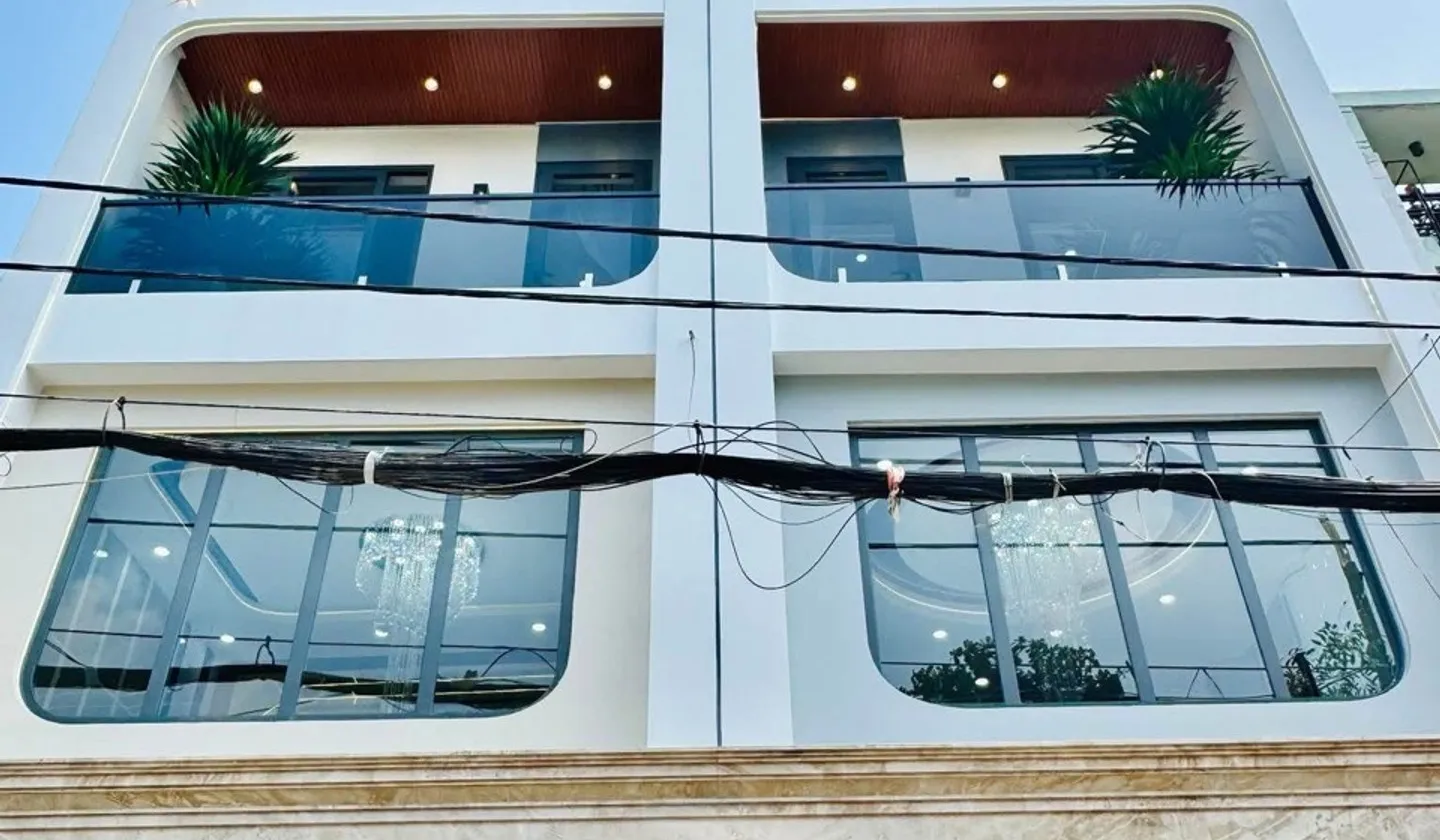 🏢🏢 2 CĂN NHÀ ĐẸP TÌM CHỦ MỚI – 2 MẶT TIỀN ĐƯỜNG SỐ 9
📐 4×16,5m | 1 trệt + 3 lầu + sân thượng... Bán nhà mặt phố tại Thông Tây Hội, Hồ Chí Minh 01