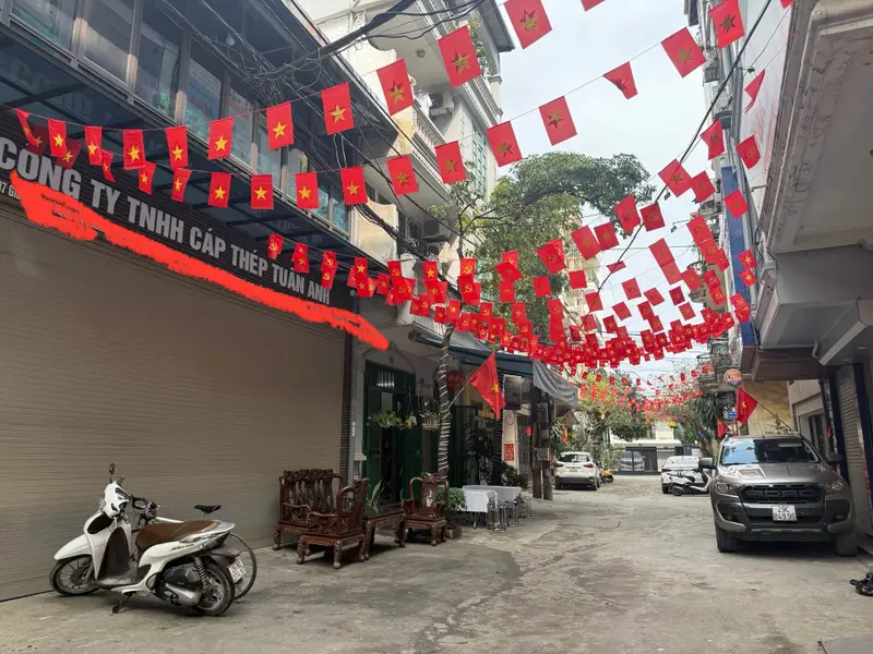GIẢI PHÓNG 75m Ngôi nhà Thể hiện Đẳng cấp của chủ Ô TÔ ĐỂ TRONG NHÀ. NGÕ RỘNG 3 Ô TÔ TRÁNH 25.8 tỷ... Bán nhà riêng tại Hoàng Mai, Hà Nội 01