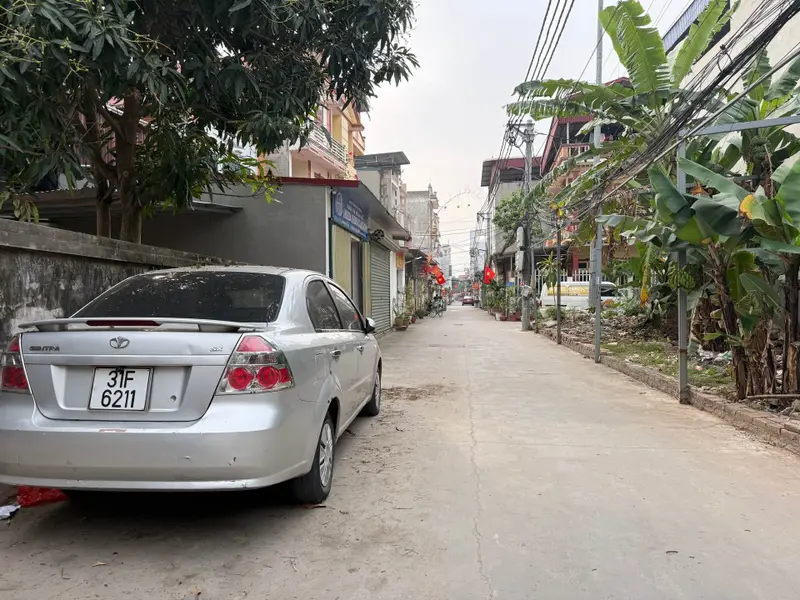 HÀNG ĐẸP GẦN CẦU THĂNG LONG .ĐANG CHO THUÊ SẴN DÒNG TIỀN .SỔ ĐỎ SẴN GIAO DỊCH... Bán nhà riêng tại Thiên Lộc, Hà Nội 01