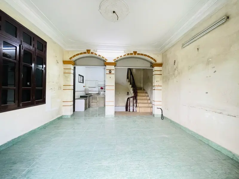Bán nhà mặt phố lô góc, Phường Khương Đình, Hà Nội, 5 tầng, giá 18 tỷ... Bán nhà mặt phố tại Khương Đình, Hà Nội 01