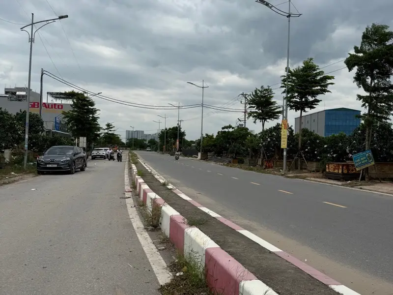 Bán đất lô góc 2 mặt tiền trung tâm Văn Giang 180m2 giá 25.5 tỷ... Bán đất tại Văn Giang, Hưng Yên 01