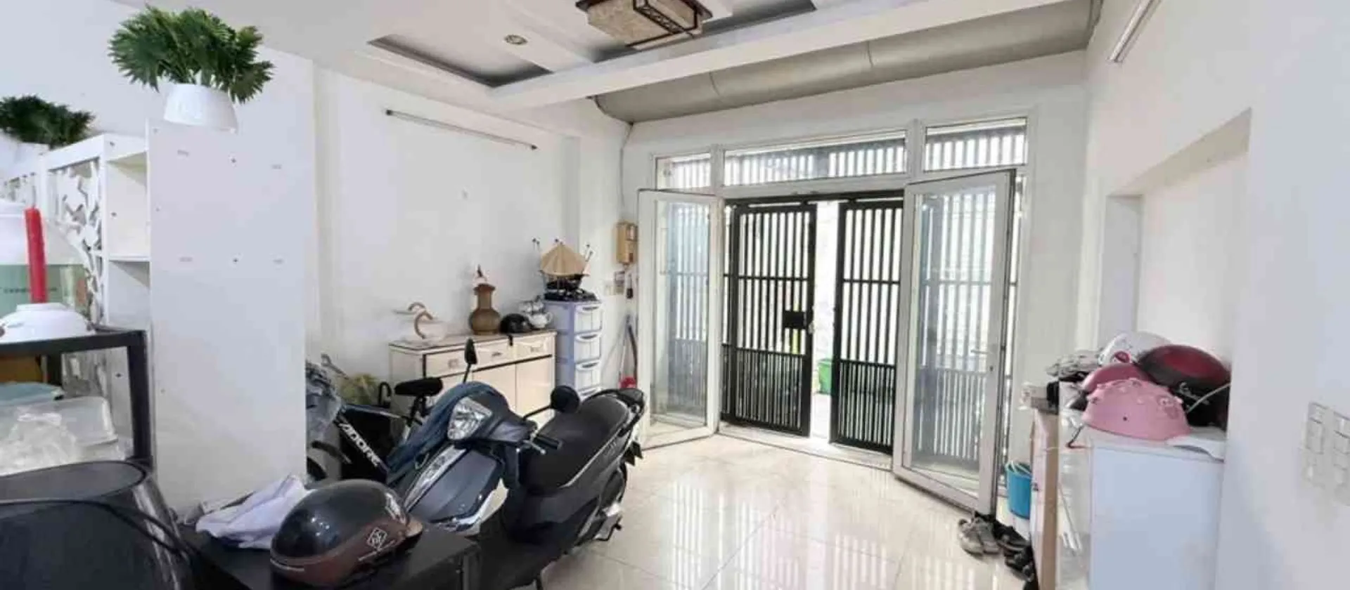 Nhà đẹp kiên cố ngay trung tâm Quận 3, sẵn sàng vào ở... Bán nhà riêng tại Nhiêu Lộc, Hồ Chí Minh 01