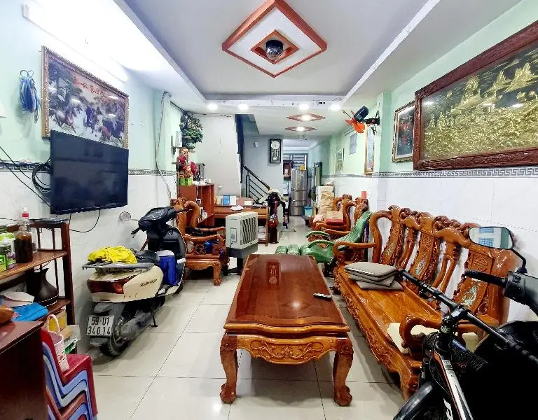 Nhà 2 tầng 3 mặt hẻm thông, giá tốt tại Nguyễn Tri Phương... Bán nhà riêng tại Hòa Hưng, Hồ Chí Minh 01