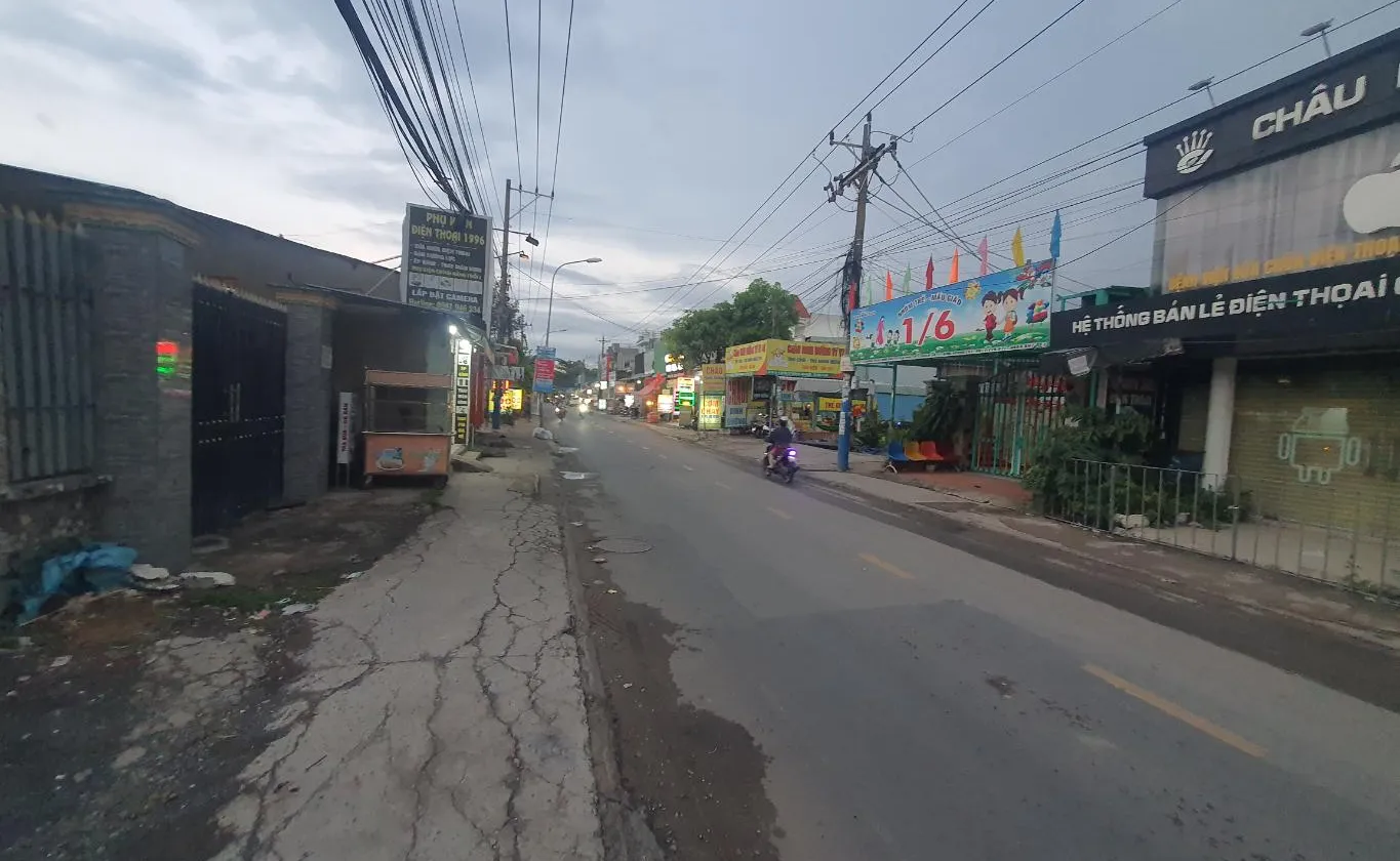 NHÀ MẶT TIỀN NGAY TRUNG TÂM HÀNH CHÍNH DĨ AN GIÁ TỐT,3444M2 50 TỶ giảm còn 43 Tỷ... Bán nhà mặt phố tại An Phú, Hồ Chí Minh 01