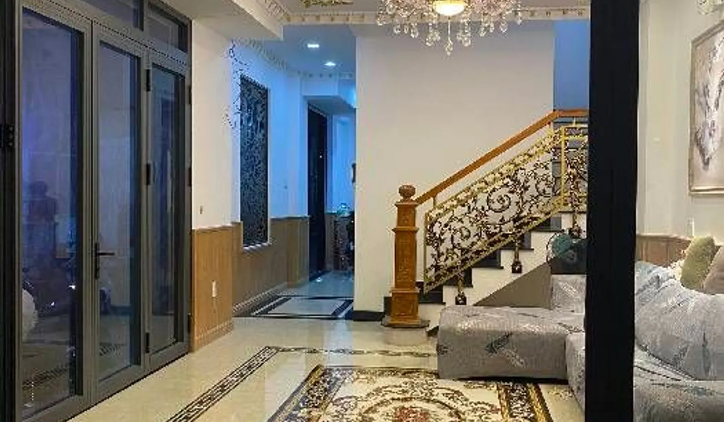 Biệt thự mặt phố góc, 7 tầng hiện đại tại trung tâm quận Gò Vấp... Bán nhà mặt phố tại An Nhơn, Hồ Chí Minh 01