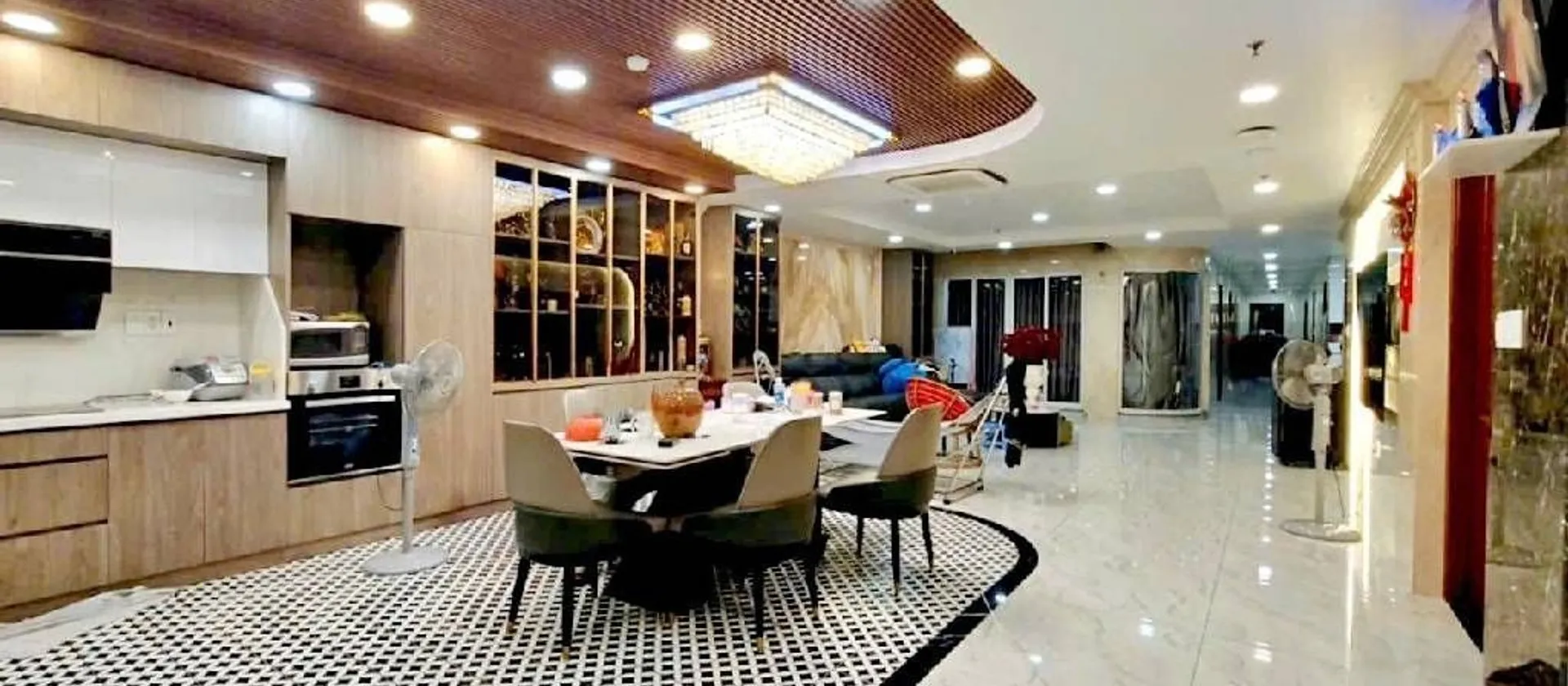 Bán căn hộ Mặt Phố Thoại Ngọc Hầu, chia phòng dịch vụ 8 tầng, diện tích lớn 600m2... Bán căn hộ chung cư tại Tân Phú, Hồ Chí Minh 01
