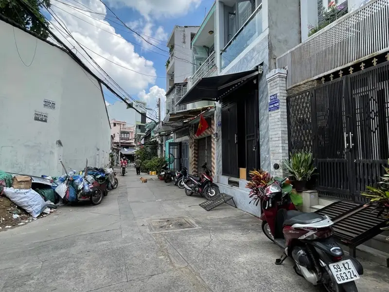 Bán nhà riêng Quận 6 - Nhà 3 tầng 4 phòng ngủ gần chợ Phú Lâm... Bán nhà riêng tại Phú Lâm, Hồ Chí Minh 01