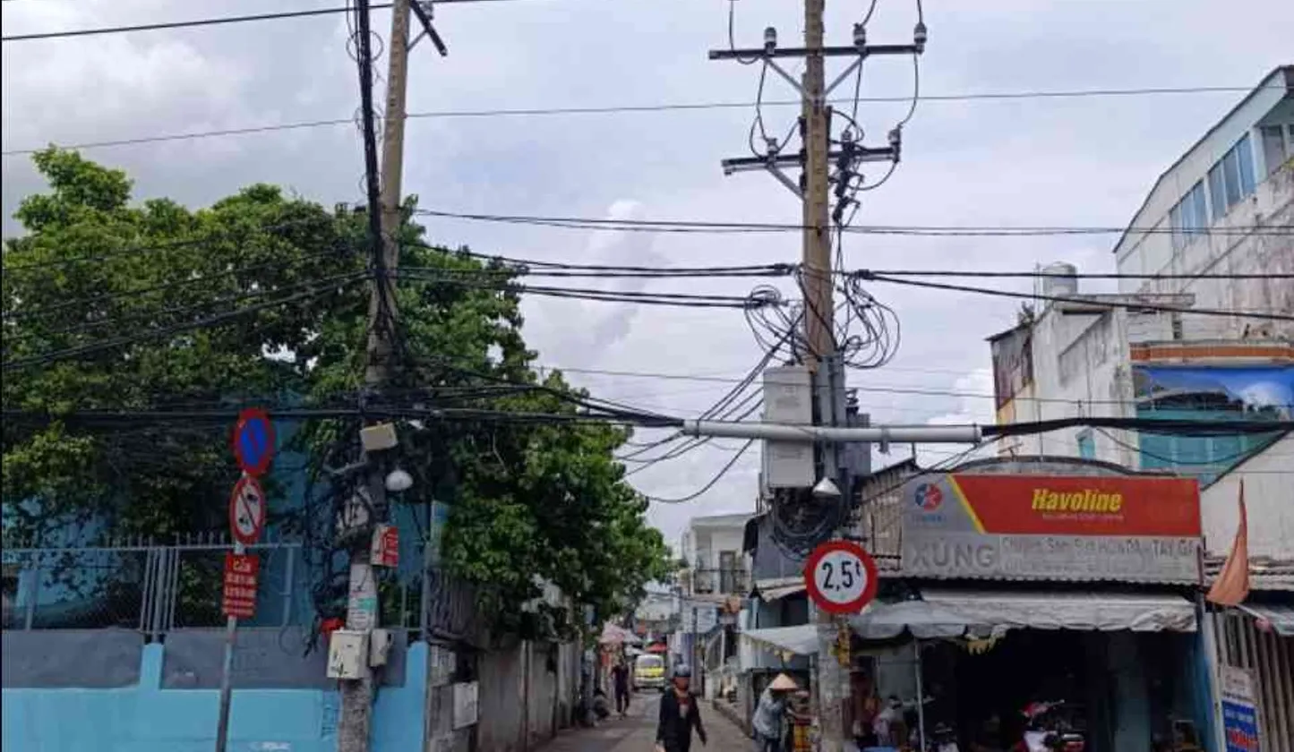 MBCC VI BẰNG THỪA PHÁT LẠI - VỊ TRÍ KINH DOANH HẺM ĐÔNG DÂN CƯ 💥... Bán nhà riêng tại Bình Hưng, Hồ Chí Minh 01