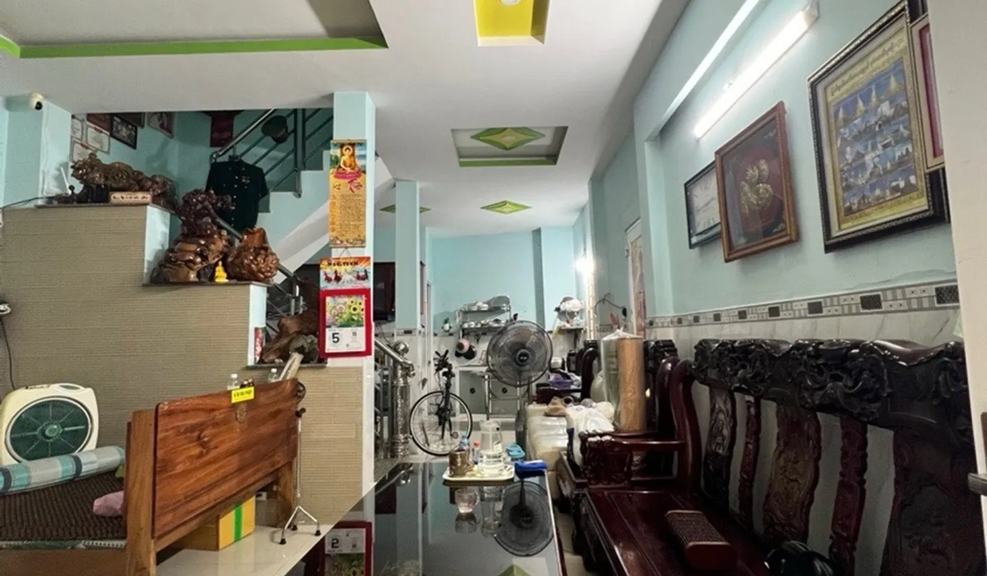 Cơ hội sở hữu nhà 2 tầng mặt tiền rộng trần xuân soạn quận 7 giá chỉ 4.2 tỷ... Bán nhà riêng tại Tân Hưng, Hồ Chí Minh 01