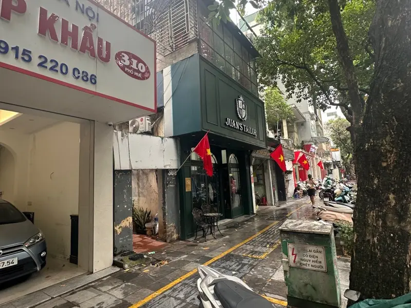 Nhà Mặt Phố Huế - Kinh Doanh Đỉnh - 38.7m² Chỉ 37.5 Tỷ!... Bán nhà mặt phố tại Hai Bà Trưng, Hà Nội 01