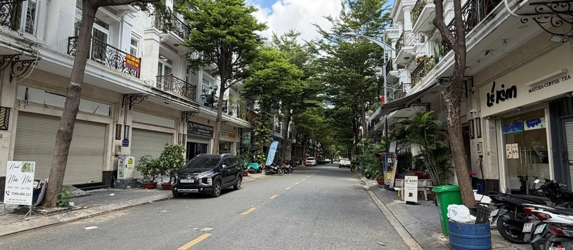 Nhà mặt tiền 4 tầng diện tích gần 100m2 tại Phường Hạnh Thông, TP.HCM... Bán nhà mặt phố tại Hạnh Thông, Hồ Chí Minh 01