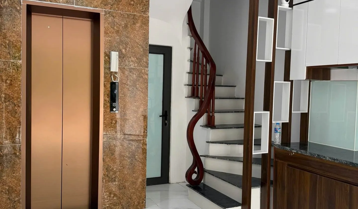 Bán nhà riêng 5 tầng tại Đông Dư Bát Khối, ô tô vào nhà, thang máy... Bán nhà riêng tại Bát Tràng, Hà Nội 01