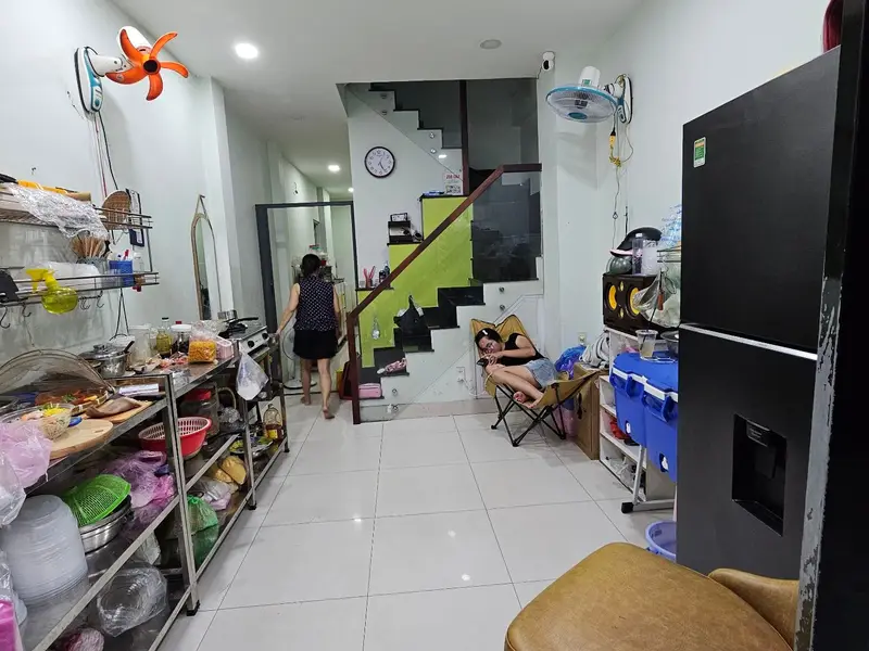 Bán nhà 4 tầng 37m² giá 5,9 tỷ tại Hậu Giang, Bình Phú... Bán nhà riêng tại Bình Phú, Hồ Chí Minh 01