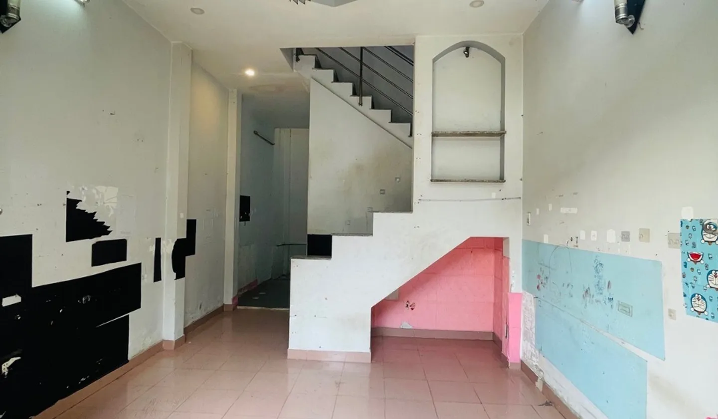 Cơ hội sở hữu nhà đẹp 2 tầng tại Bình Tân giá tốt hiếm có... Bán nhà riêng tại Bình Trị Đông, Hồ Chí Minh 01