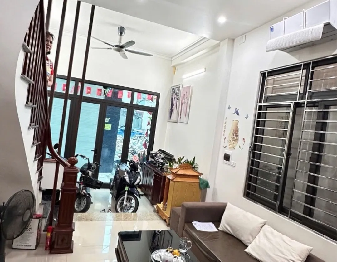 🔥🔥 XUÂN PHƯƠNG – 40M² – 3 TẦNG – MT 4M – Ô TÔ 7 CHỖ LÙI CỬA – GIÁ 9,5 TỶ! 🔥🔥

🏡 NHÀ ĐẸP... Bán nhà riêng tại Từ Liêm, Hà Nội 01