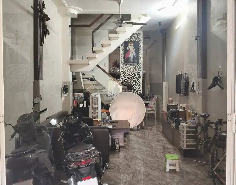 Bán nhà 4 tầng 64m2 hướng Đông Nam tại Tân Bình... Bán owner_side tại Tân Sơn Nhất, Hồ Chí Minh 01