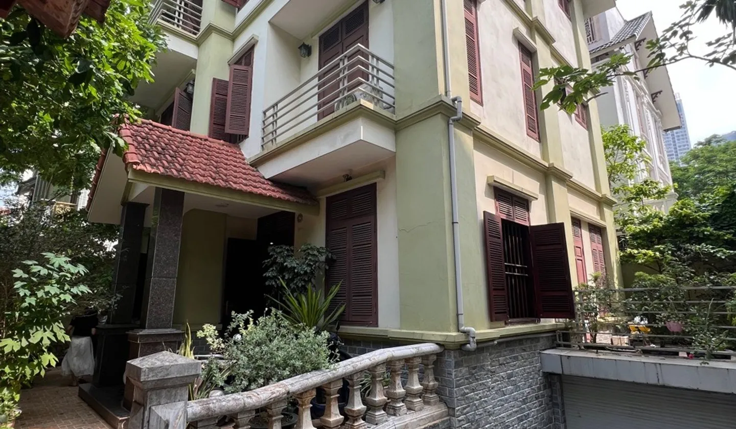 Bán biệt thự khu đô thị Dịch Vọng, 210m2, pháp lý rõ ràng... Bán biệt thự, liền kề tại Cầu Giấy, Hà Nội 01
